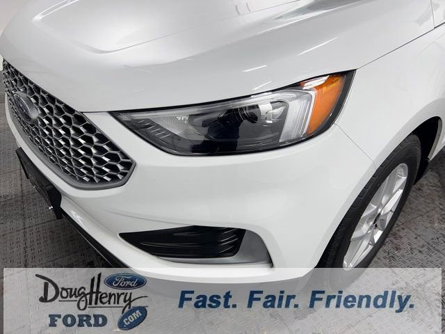 Used 2024 Ford Edge SEL image 10