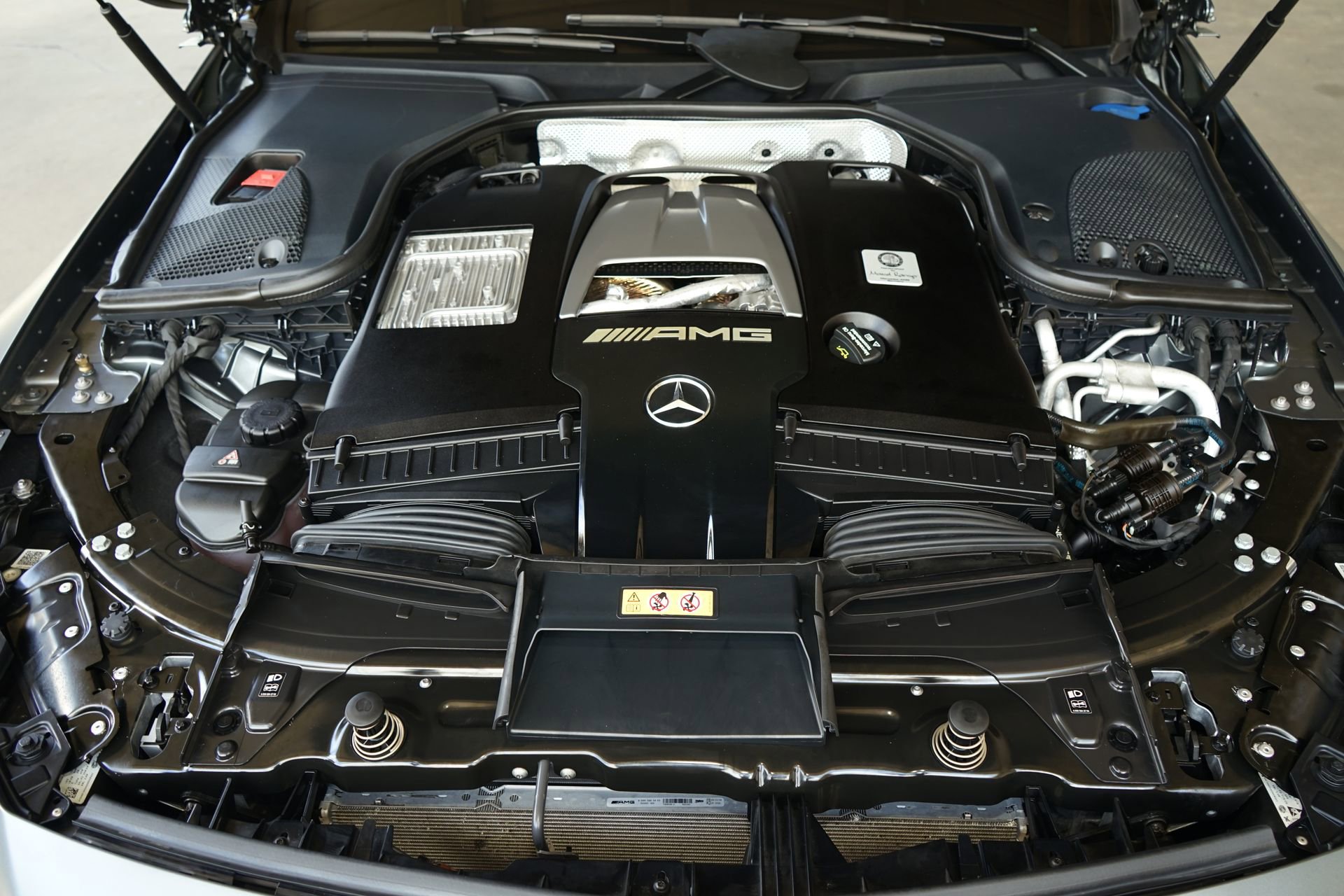 Used 2020 Mercedes-Benz AMG GT 63 S image 33