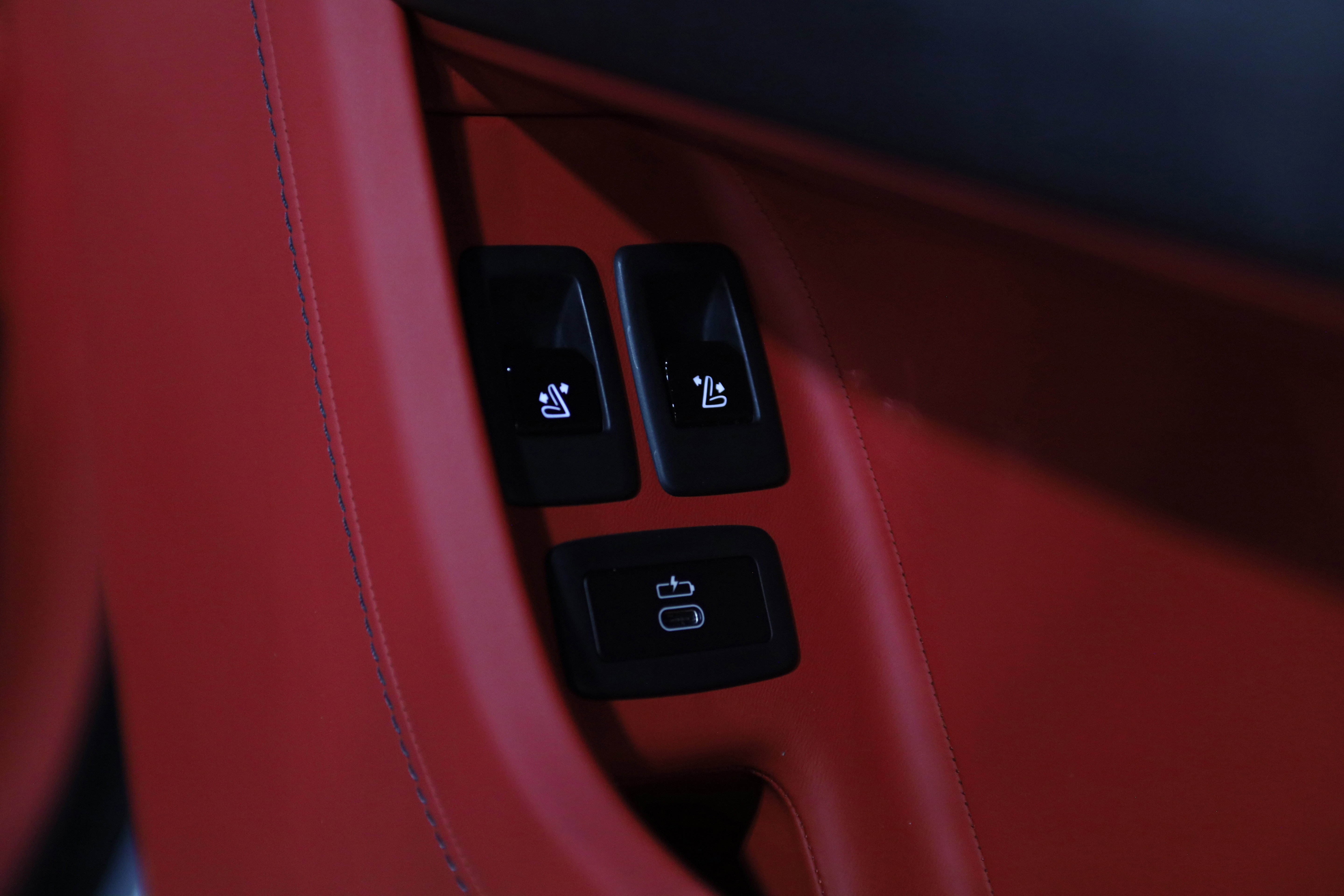 Used 2023 Rolls-Royce Cullinan AWD/4WD image 39
