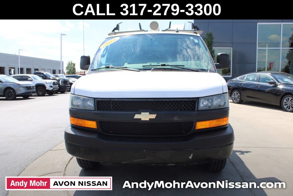Used 2021 Chevrolet Express 2500 w/ Driver Convenience Package RWD image 2
