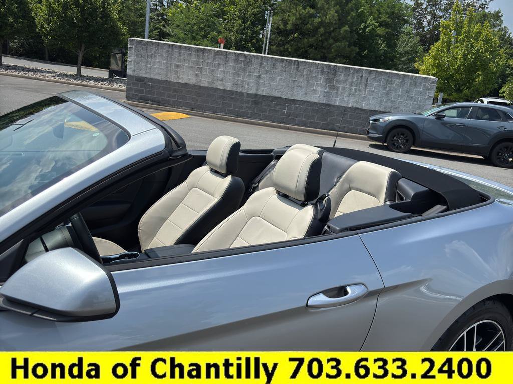 Used 2022 Ford Mustang Premium RWD image 25