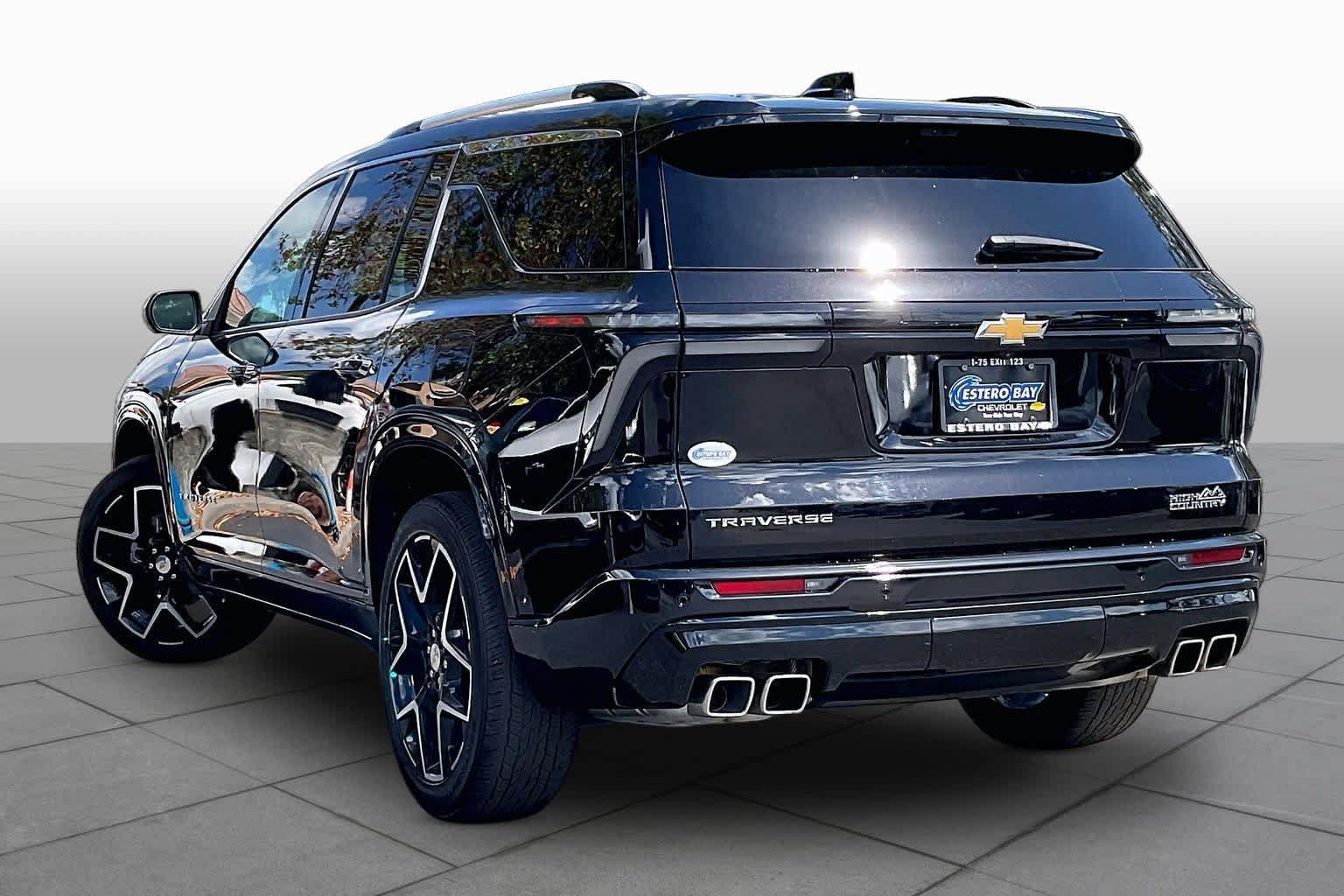 Used 2025 Chevrolet Traverse High Country w/ LPO, Floor Liner Package FWD image 22
