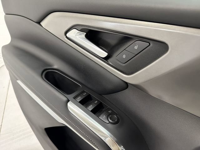 New 2026 Chevrolet Traverse LT w/ LPO, Floor Liner Package image 24