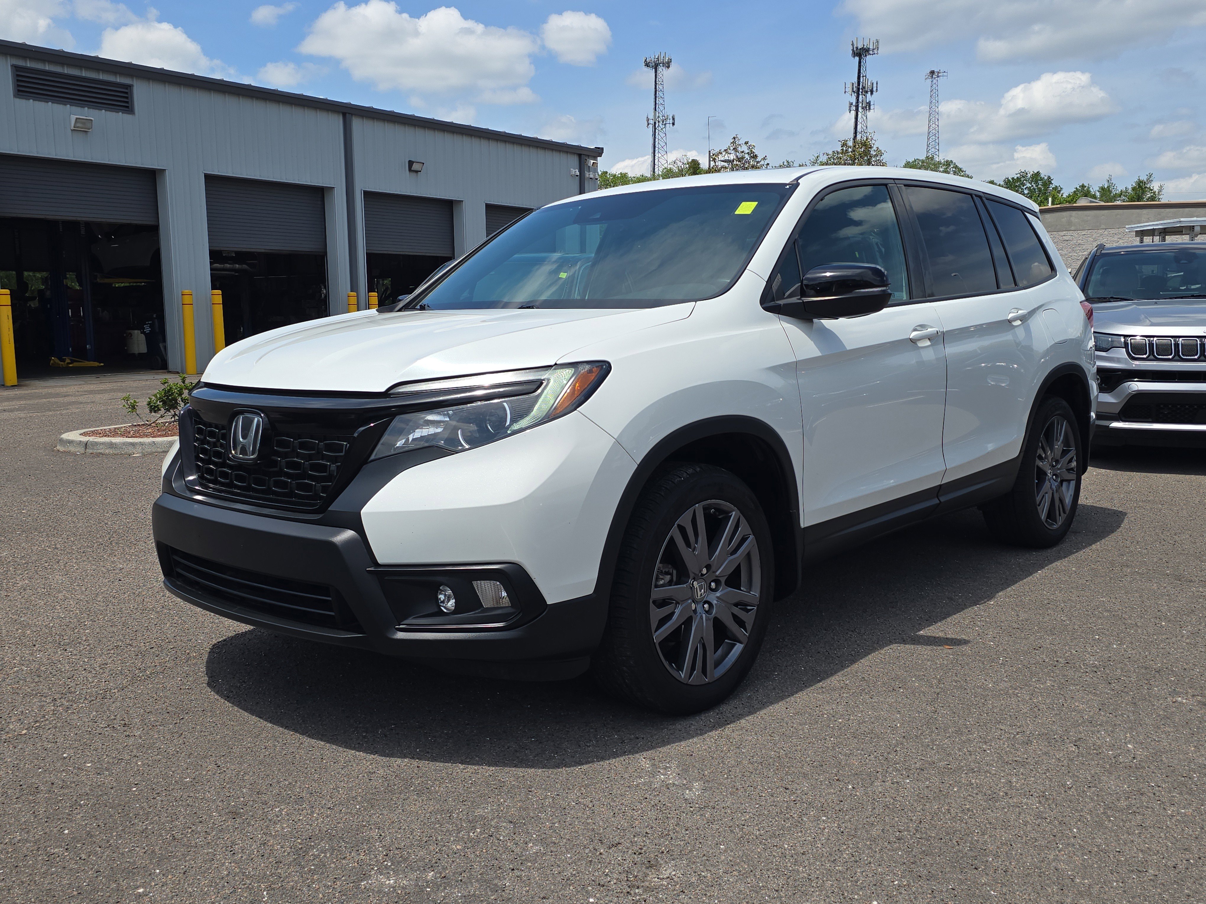 Used 2021 Honda Passport EX-L image 4