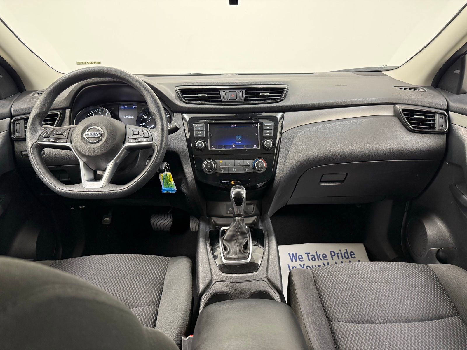 Used 2020 Nissan Rogue Sport S image 21