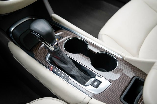 Used 2024 Chevrolet Malibu LT image 30