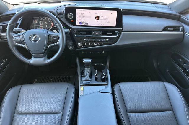 Used 2025 Lexus ES 350 w/ Premium Package FWD image 16