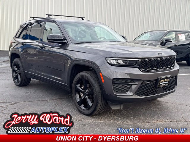 Used 2023 Jeep Grand Cherokee Altitude