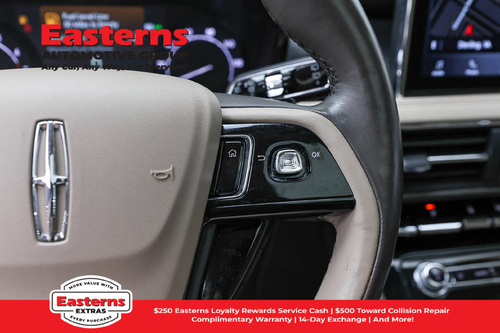 Used 2022 Lincoln Corsair FWD w/ Premium Package image 17
