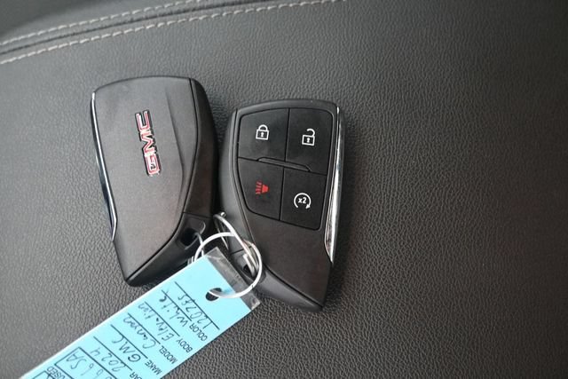 Used 2024 GMC Canyon Elevation w/ Convenience Package RWD image 14