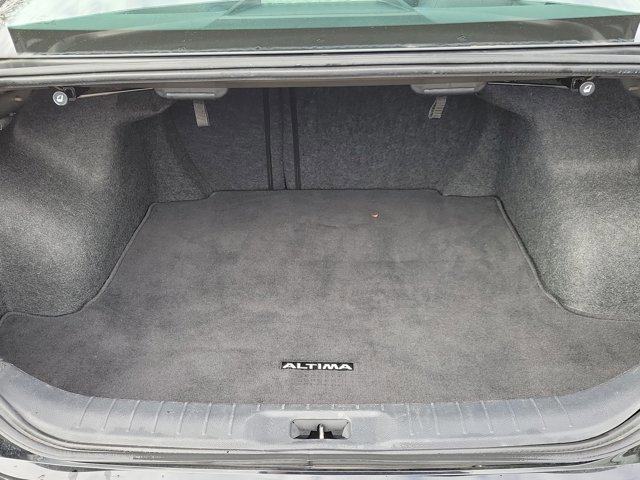 Used 2023 Nissan Altima 2.5 SV image 9