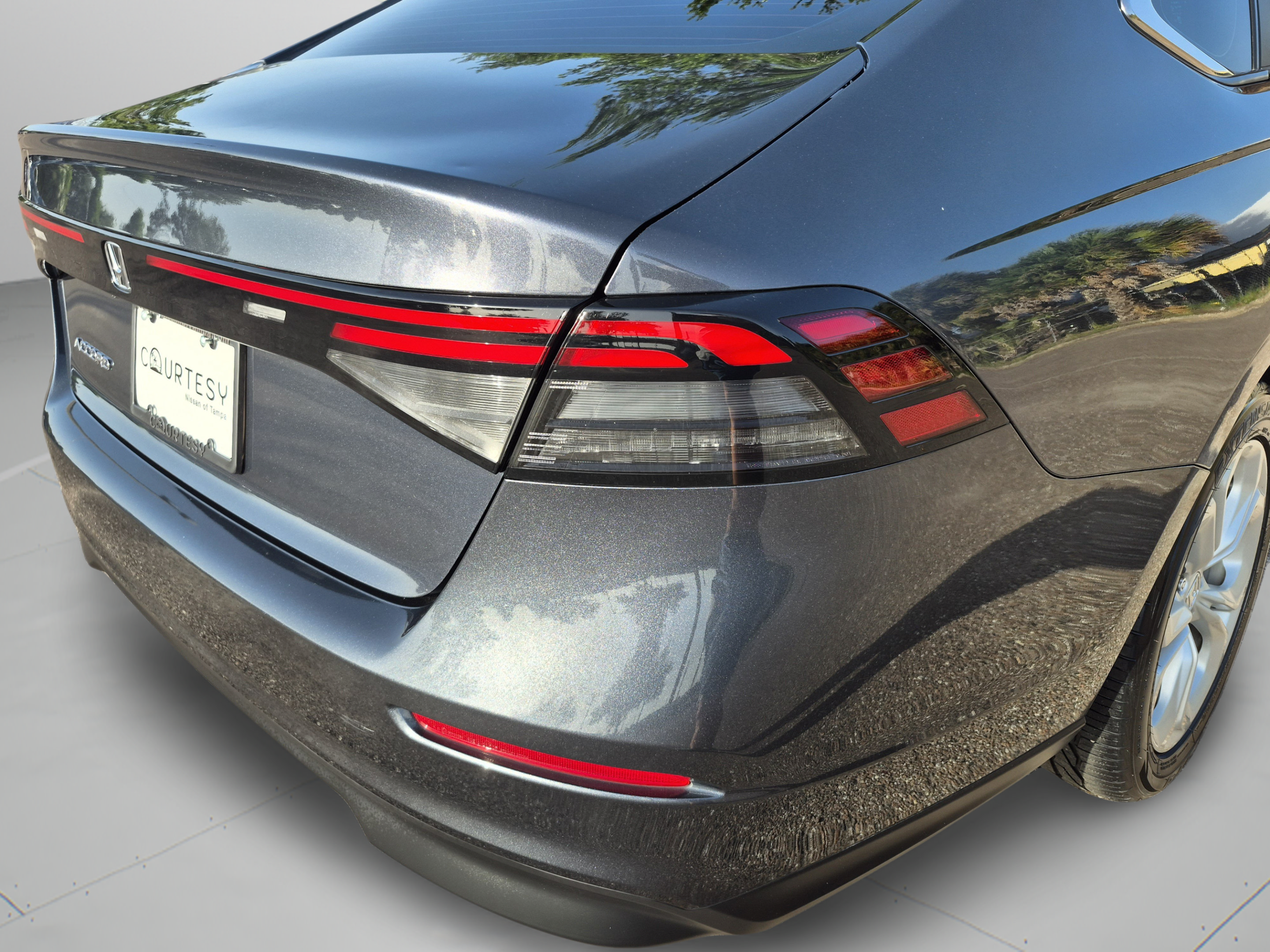 Used 2023 Honda Accord LX image 34
