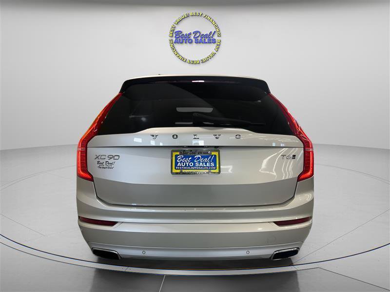 Used 2018 Volvo XC90 T6 Momentum w/ Convenience Package AWD/4WD image 4