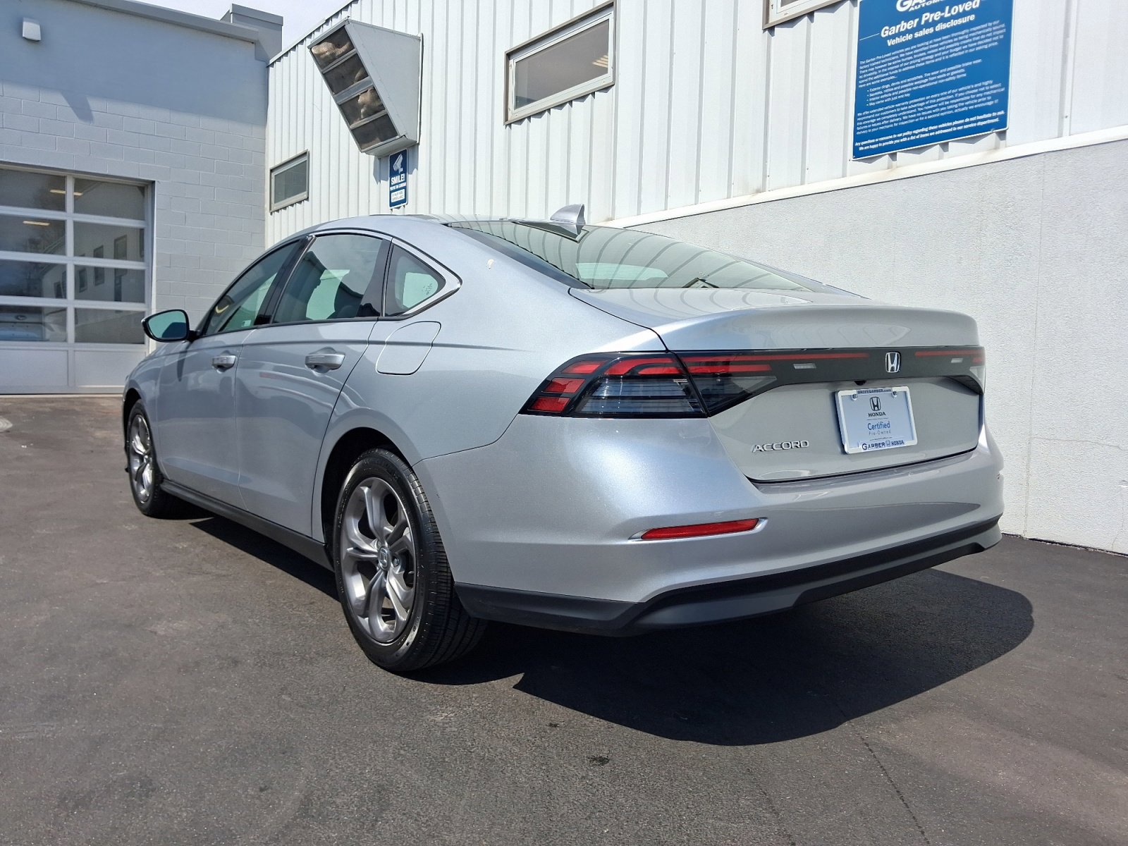 Used 2024 Honda Accord EX image 3