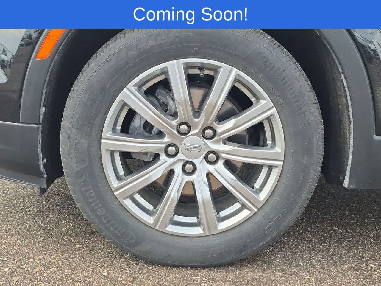 Used 2023 Cadillac XT4 Premium Luxury w/ Cold Weather Package AWD/4WD image 6