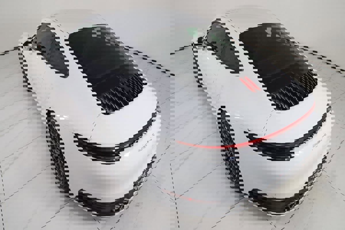 Used 2020 Porsche 911 Carrera S image 35