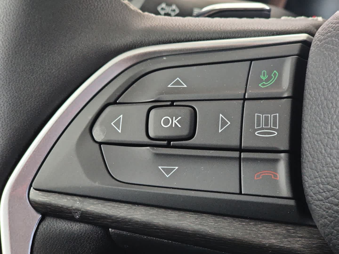 New 2026 Jeep Grand Cherokee Altitude AWD/4WD image 13