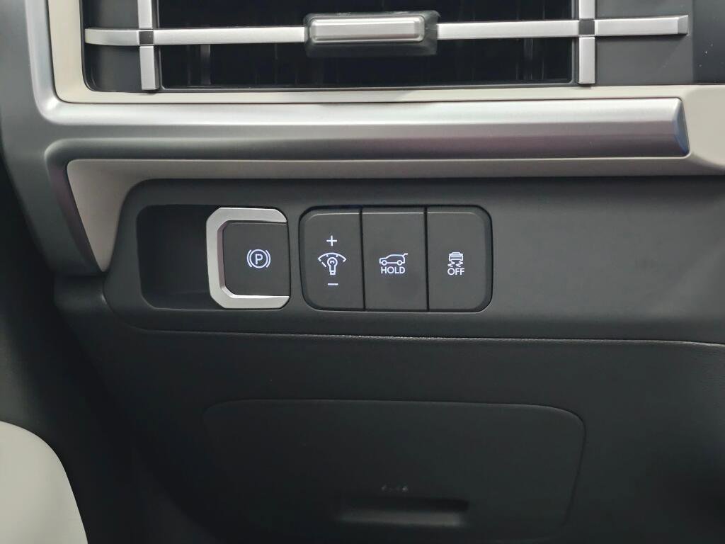 New 2026 Hyundai Santa Fe SE image 24