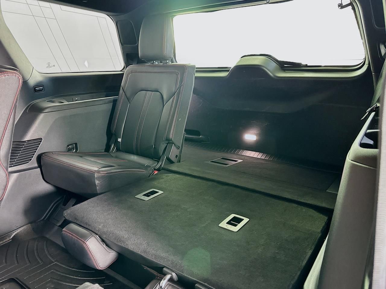 Used 2020 Ford Expedition Limited w/ Equipment Group 303A image 37