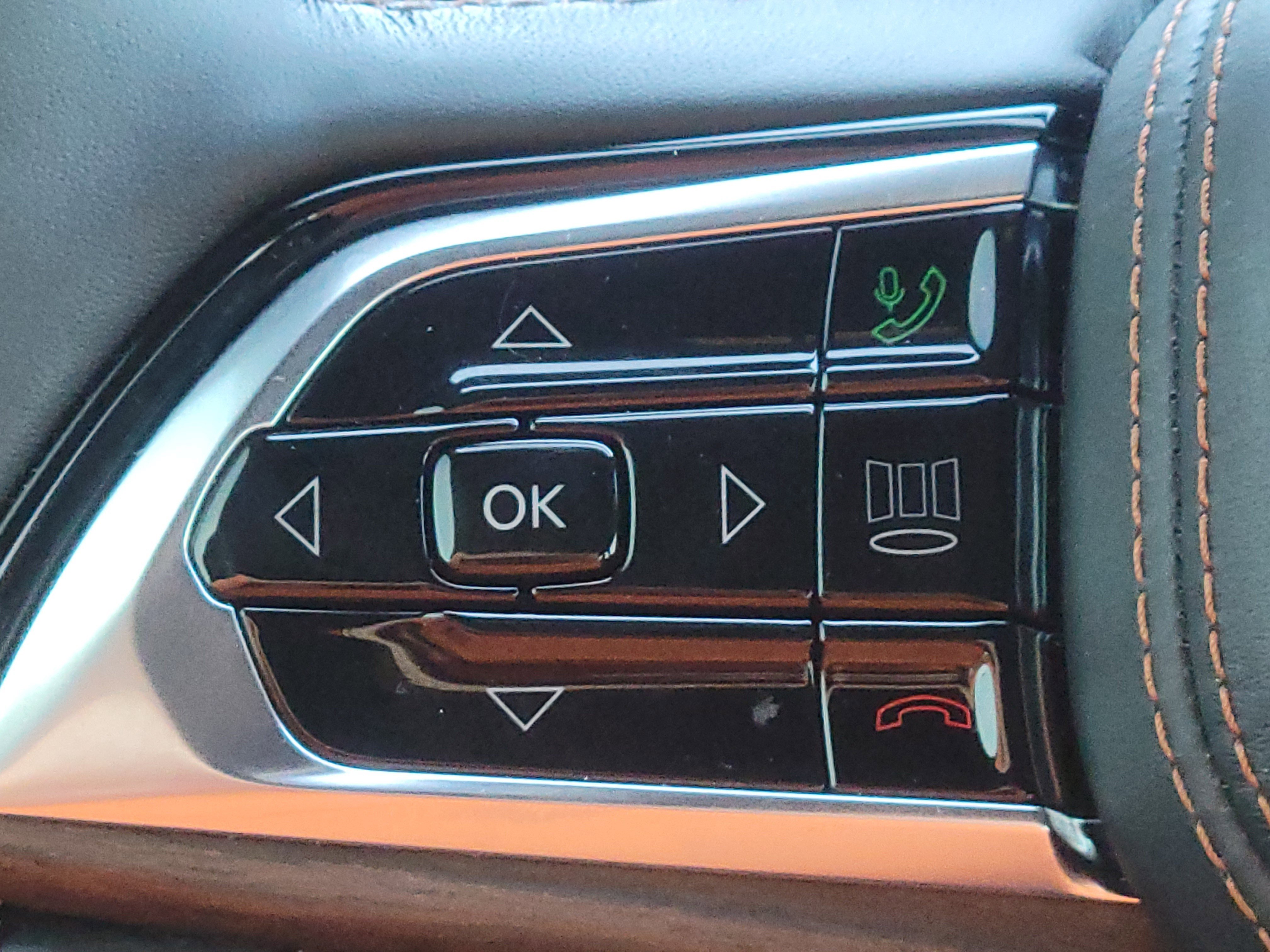 Used 2024 Jeep Grand Cherokee L Summit w/ High Altitude Package image 28