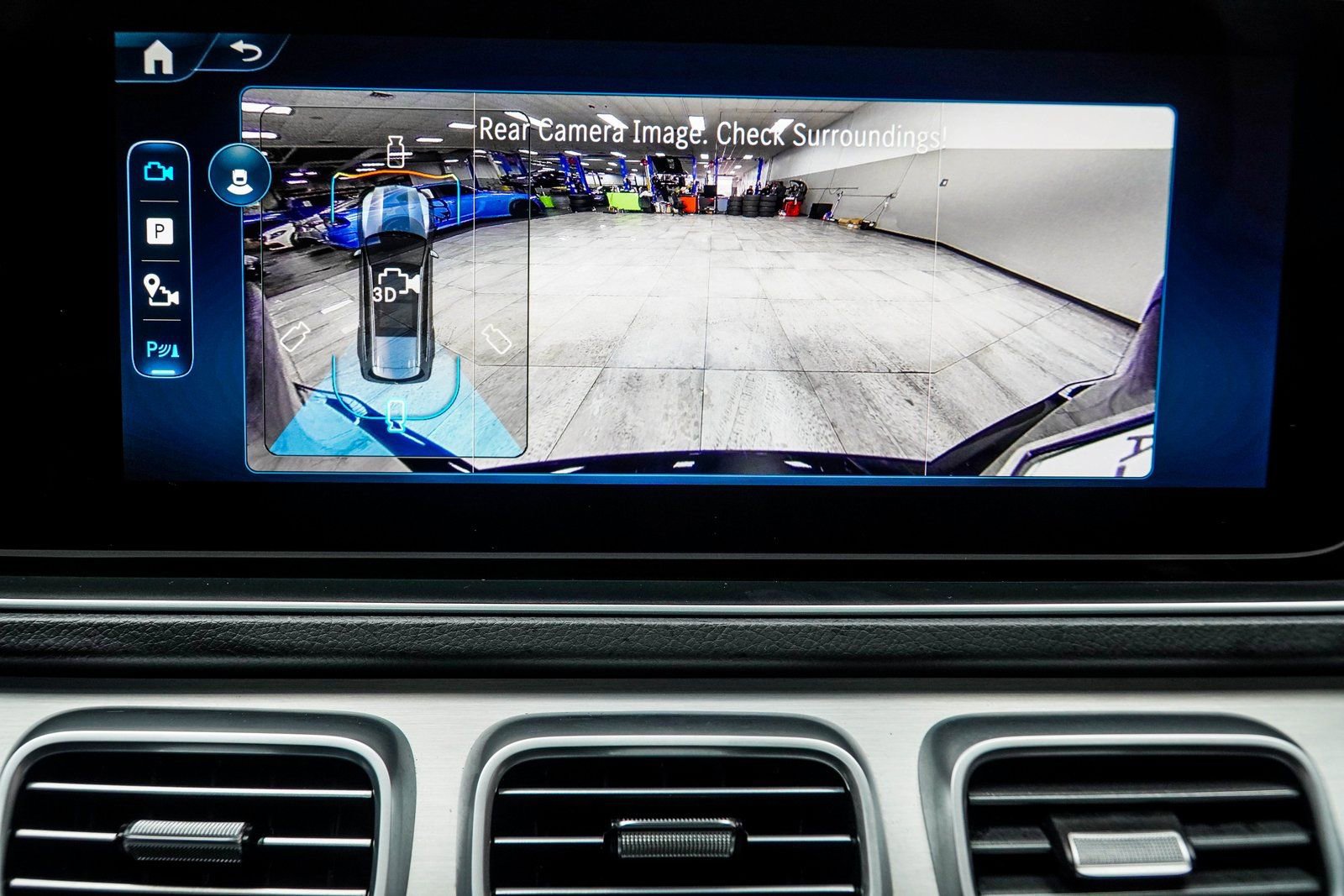 Used 2025 Mercedes-Benz GLS 450 4MATIC image 29