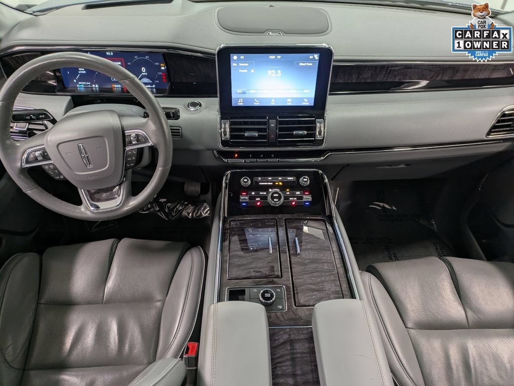 Used 2019 Lincoln Navigator Select w/ Technology Package AWD/4WD image 28