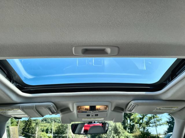 Used 2017 Subaru Forester 2.5i Premium AWD/4WD image 18