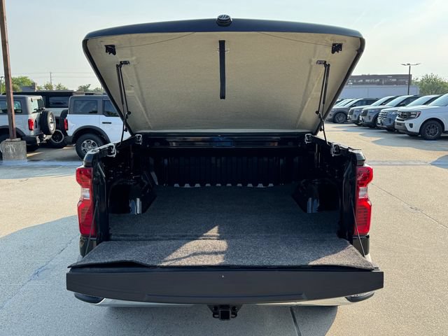 Used 2022 Chevrolet Silverado 1500 LT AWD/4WD image 10