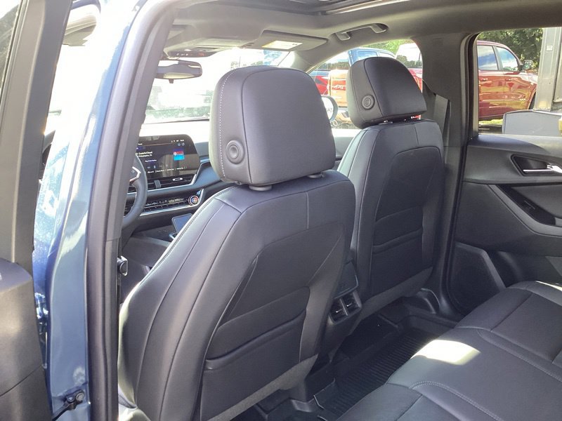 New 2027 Chevrolet Equinox LT w/ Convenience Package II AWD/4WD image 19