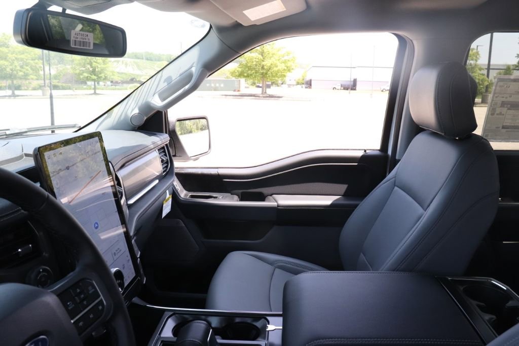New 2025 Ford F150 Lightning Flash image 13