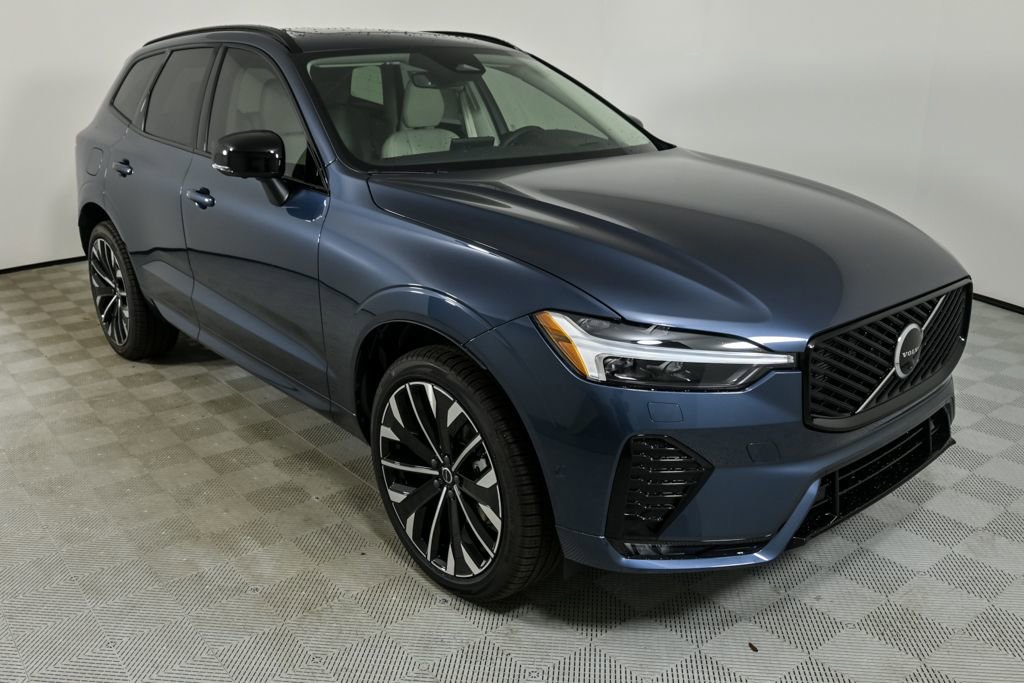 New 2026 Volvo XC60 B5 Ultra w/ Protection Package Premier image 26