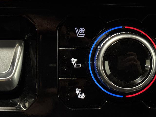 Used 2025 GMC Sierra 2500 Denali w/ Technology Package AWD/4WD image 8