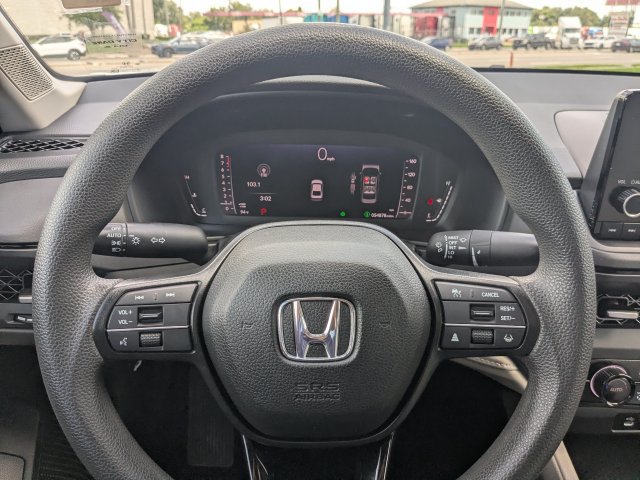 Used 2023 Honda Accord EX image 29