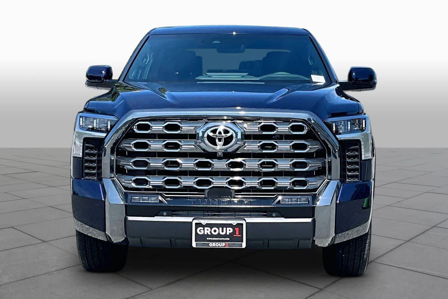 Used 2025 Toyota Tundra Platinum AWD/4WD image 4