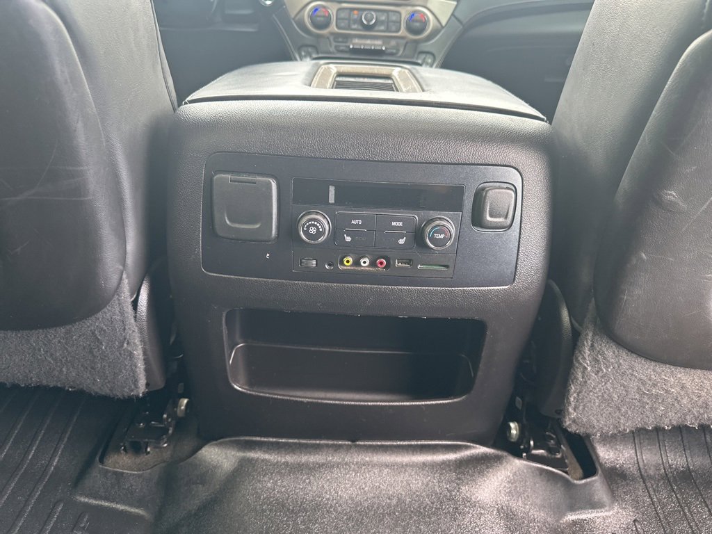 Used 2016 GMC Yukon XL Denali w/ Open Road Package image 23