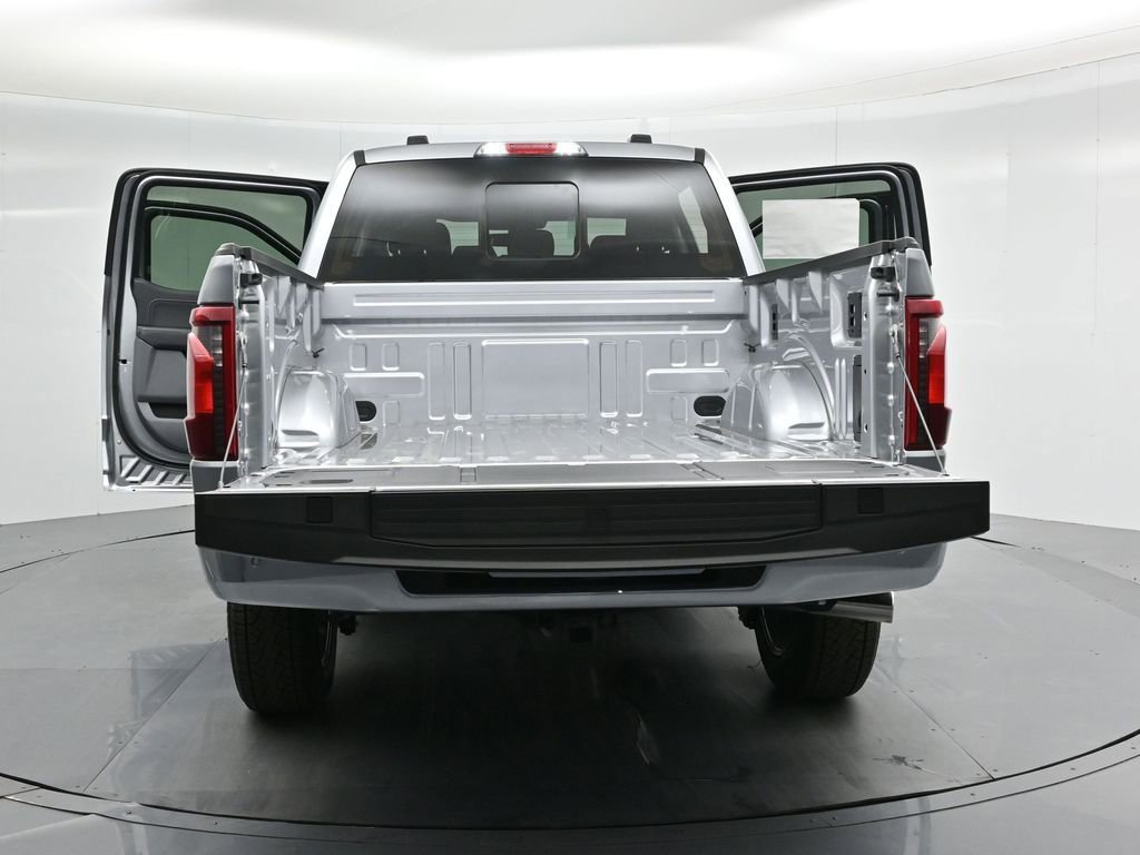 New 2025 Ford F150 XLT w/ Equipment Group 303A High image 31