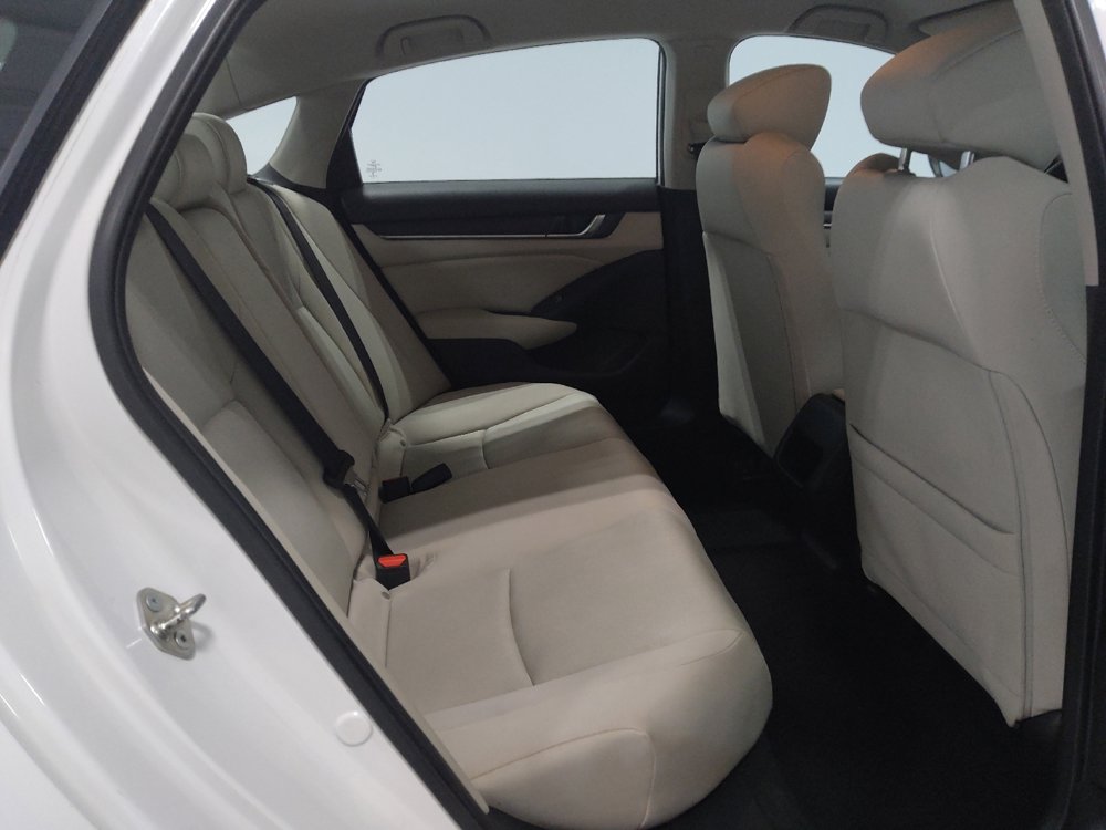 Used 2018 Honda Accord LX image 19