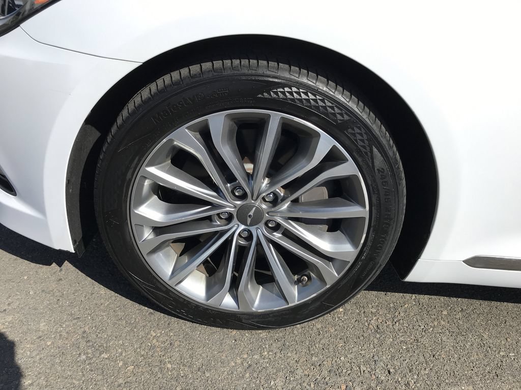 Used 2017 Genesis G80 3.8 w/ Option Group 02 AWD/4WD image 30