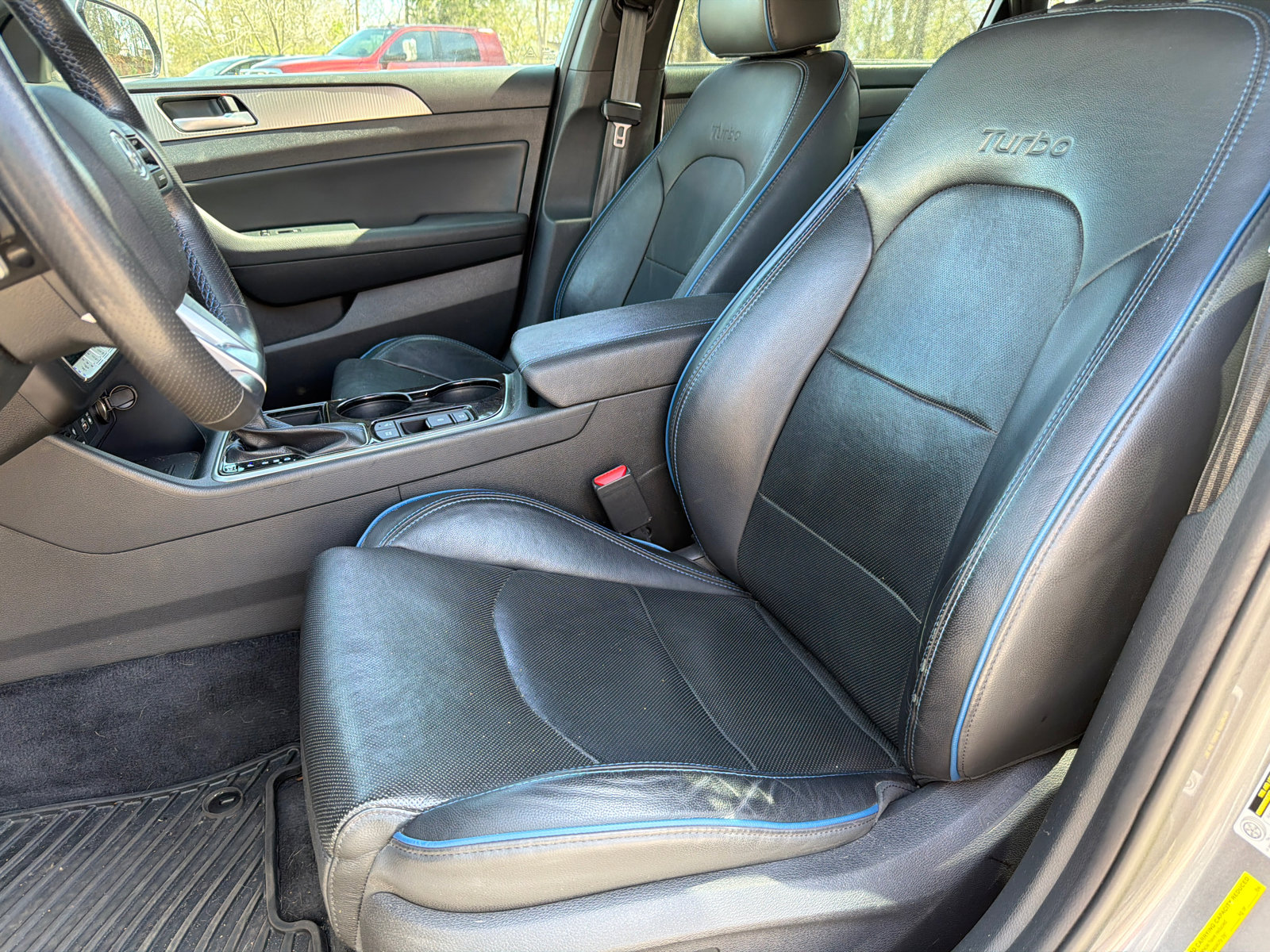 Used 2018 Hyundai Sonata Limited image 9