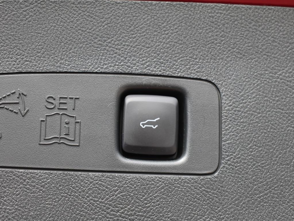 Used 2022 Lincoln Corsair FWD image 9