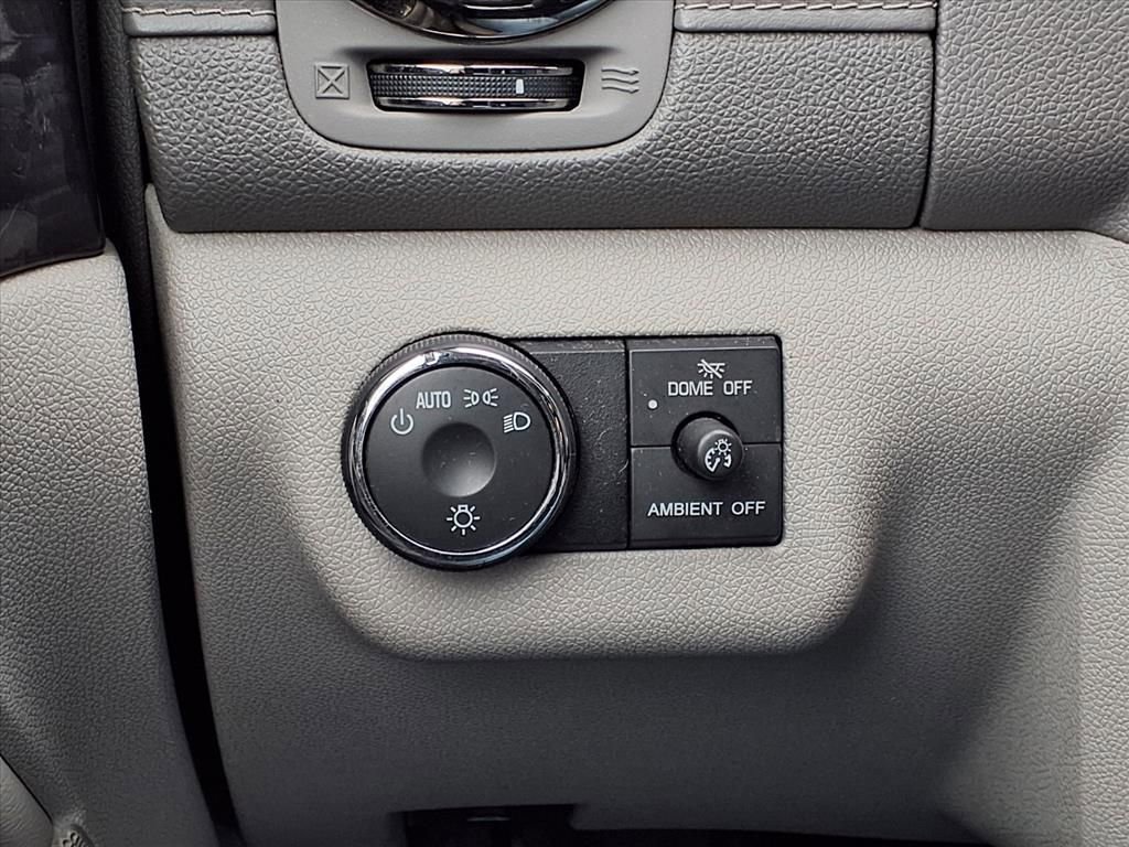 Used 2015 Buick Enclave Leather image 10