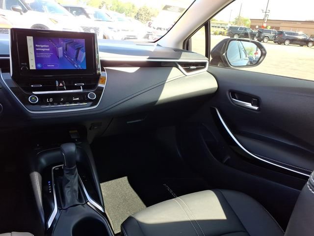 Used 2024 Toyota Corolla XLE image 19