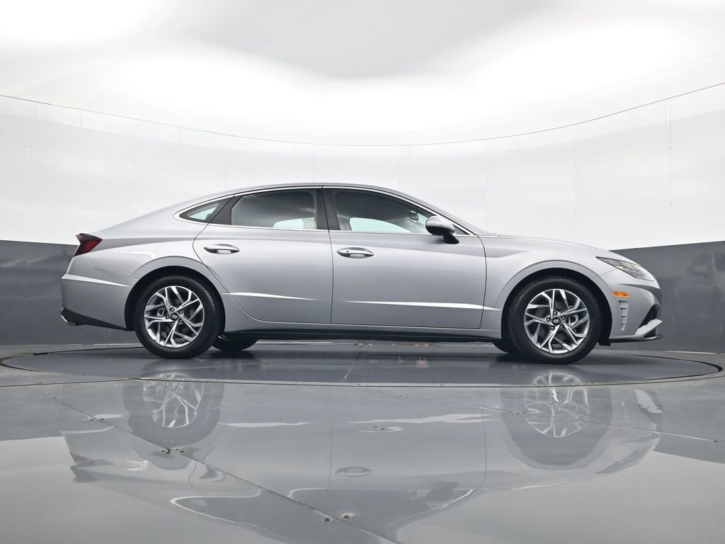 Certified 2023 Hyundai Sonata SEL w/ Cargo Package FWD image 24
