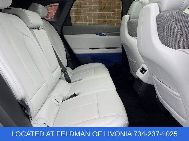 Certified 2025 Cadillac Optiq Luxury 1 w/ LPO, Floor Liner Package image 27