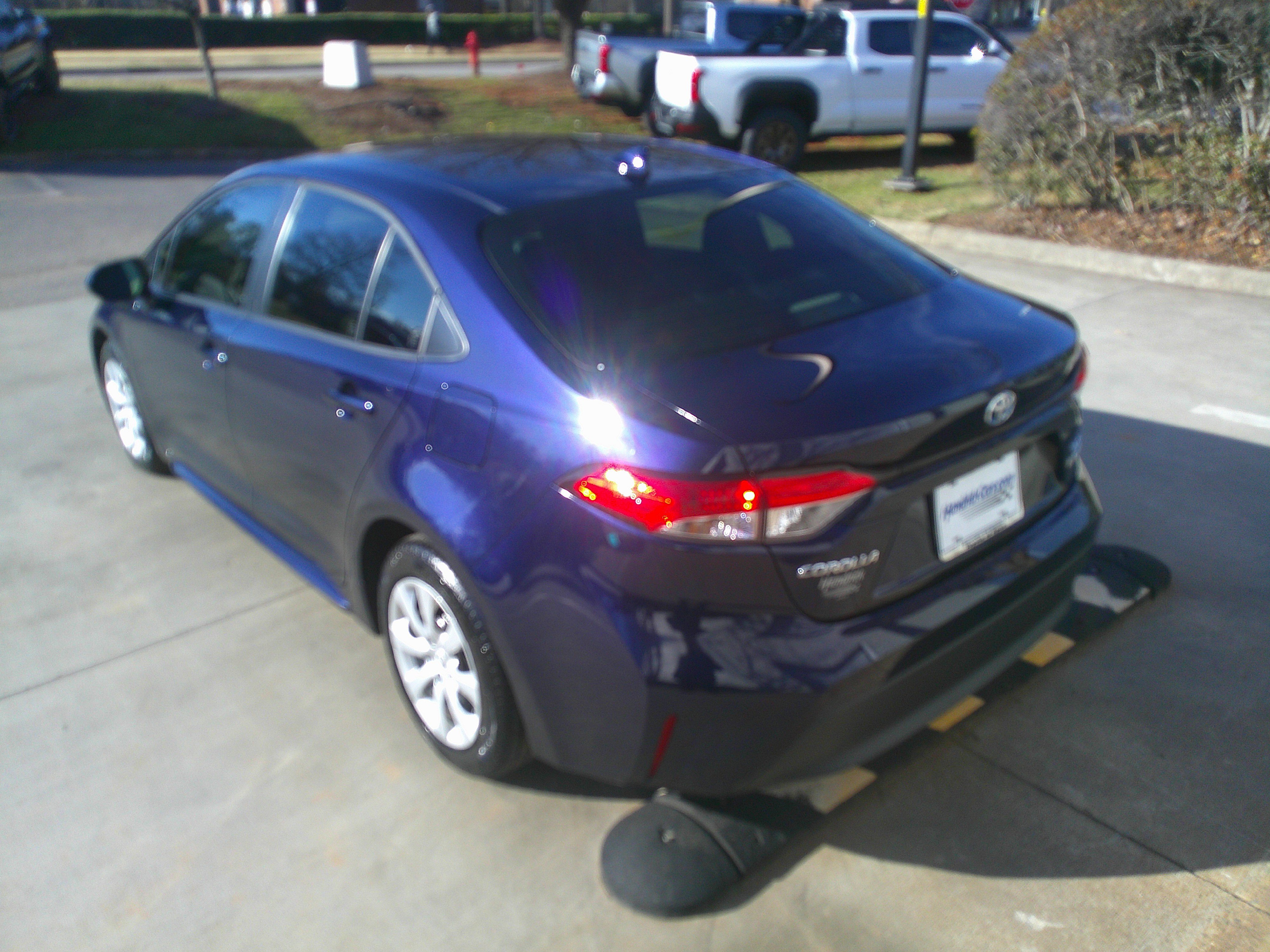 Used 2023 Toyota Corolla LE image 9