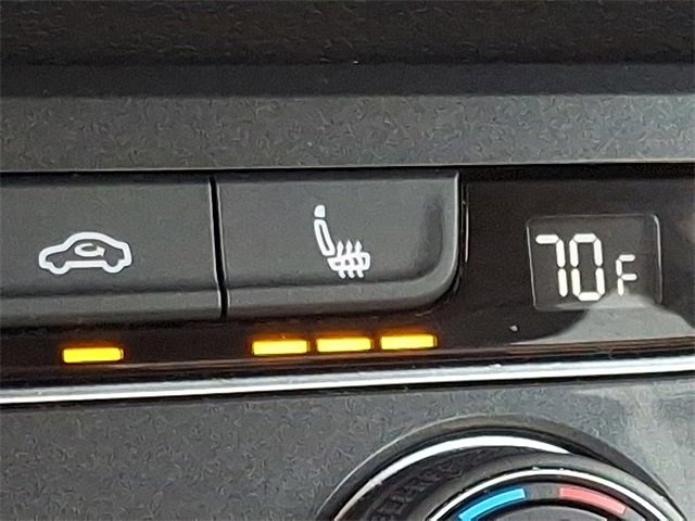 Used 2021 Volkswagen Tiguan SE image 22