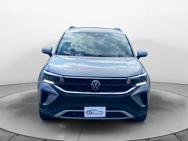 Used 2024 Volkswagen Taos SE FWD image 8