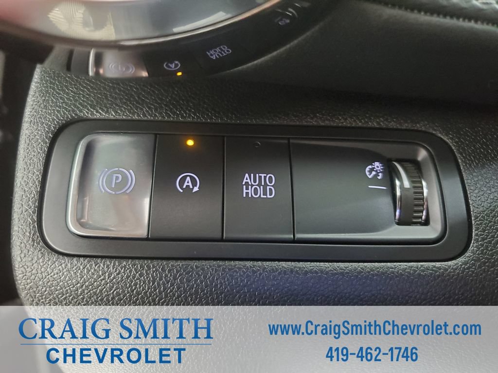 Used 2025 Chevrolet Equinox LT FWD image 19