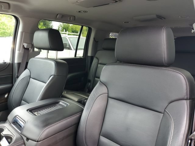 Used 2015 Chevrolet Suburban LT w/ Luxury Package AWD/4WD image 16