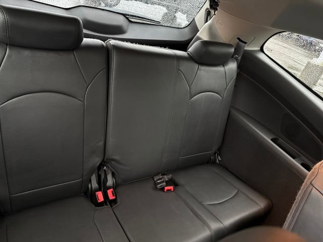 Used 2012 Chevrolet Traverse LT image 23